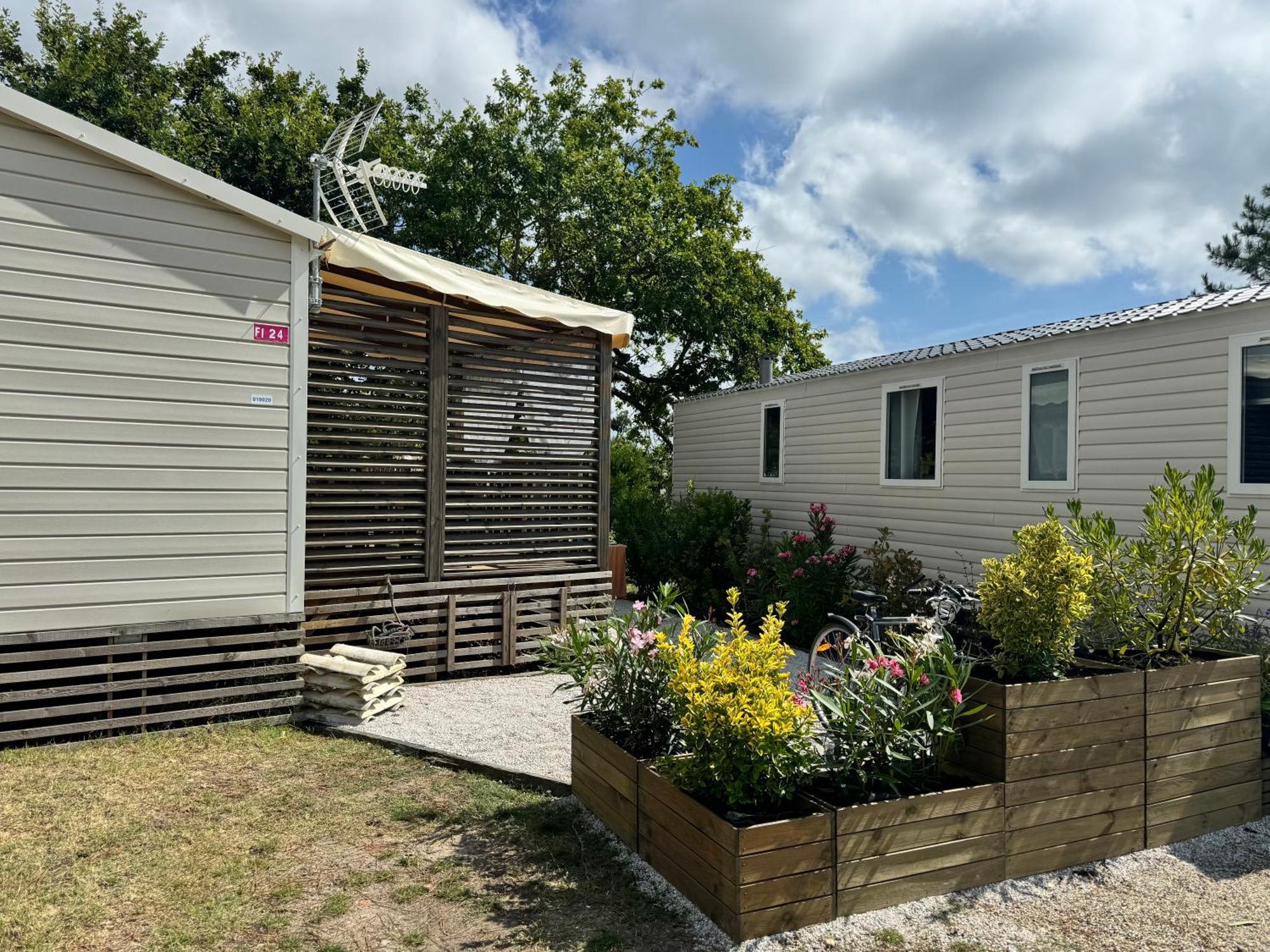 Mobil home XXL - Bord LAC - CAMPING Les Viviers - Lège cap ferret Extérieur photo